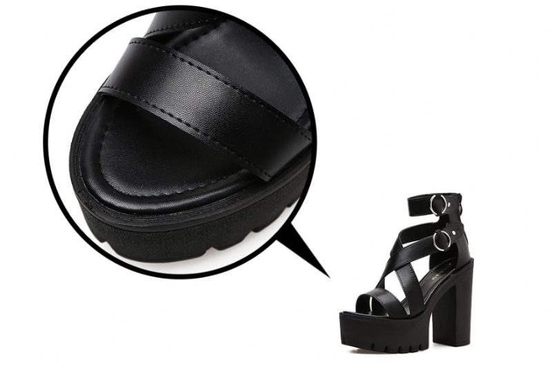 Agne Dame Platform Sandal - sort