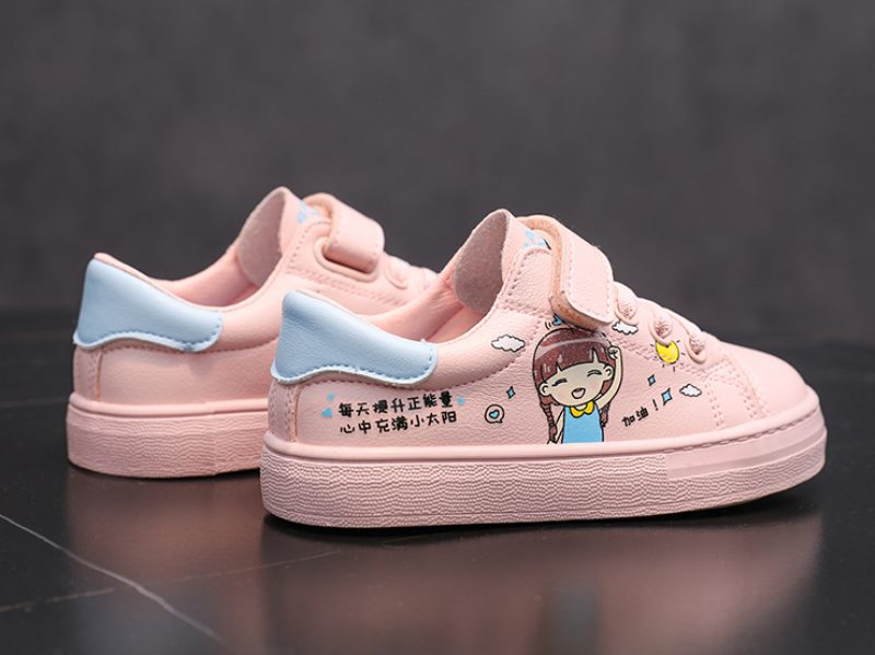 Akoni Piges Afslappede Sneaker - Hvid