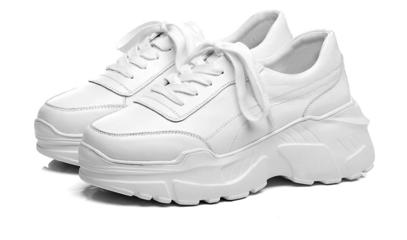 Alcolea Sneaker I Læder Med Snørebånd Til Kvinder - Hvid