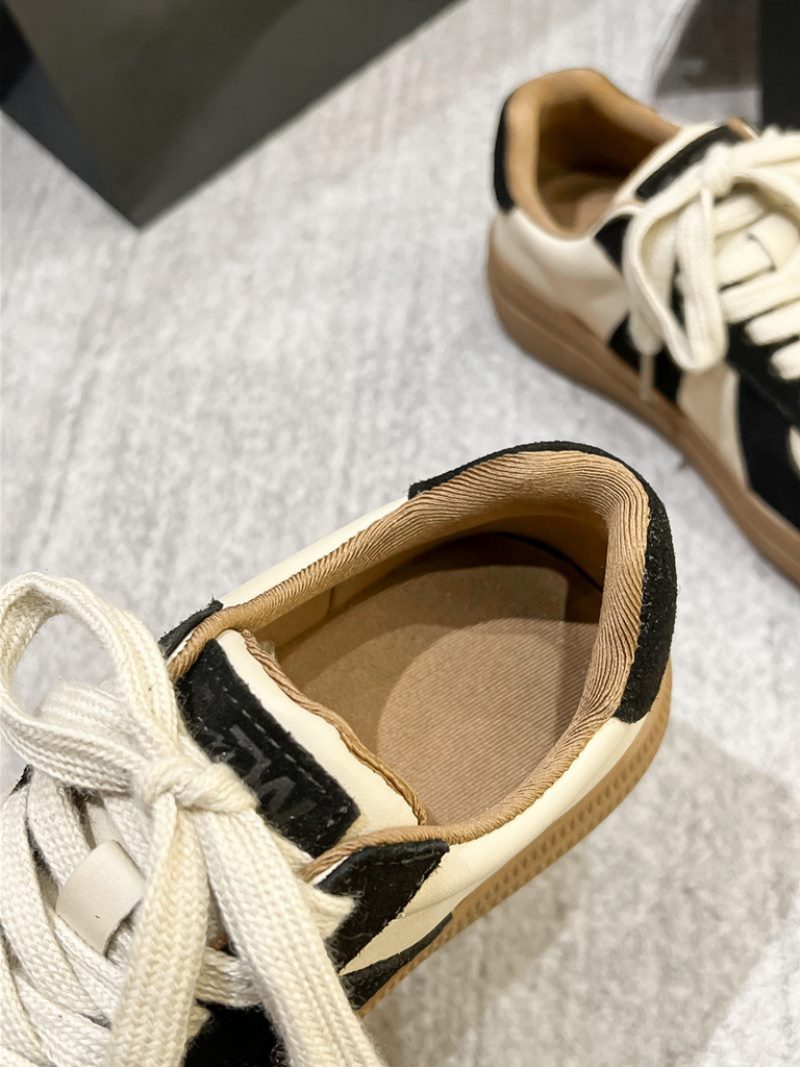 Alma Sneaker I Læder Med Snørebånd Til Kvinder - Kakhi