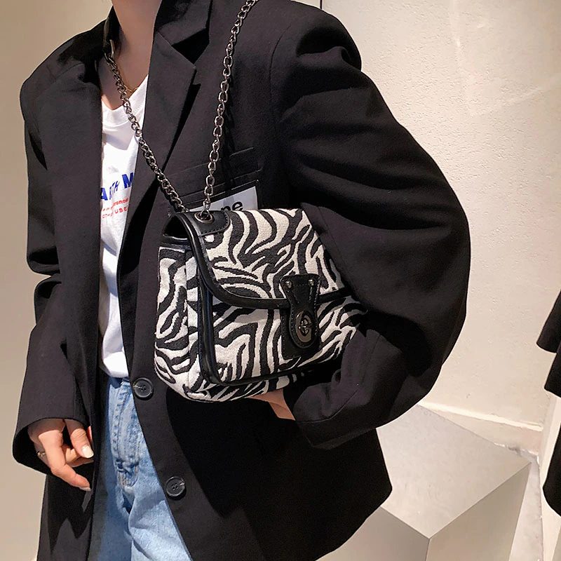 Alora Crossbody-taske Til Kvinder Med Kæde - Stor Sort