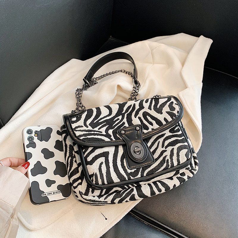 Alora Crossbody-taske Til Kvinder Med Kæde - Stor Sort