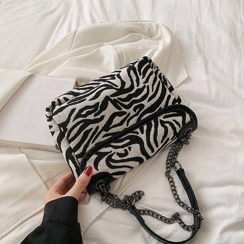 Alora Crossbody-taske Til Kvinder Med Kæde - Stor Sort