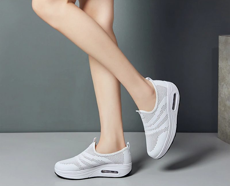 Bennu Sorte Walking-sko Til Kvinders Platform - Sort