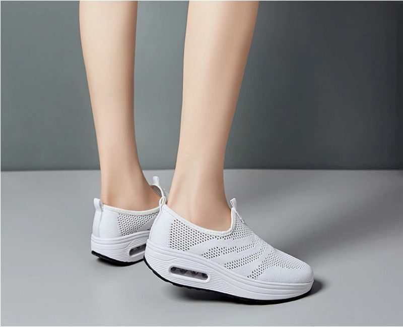 Bennu Sorte Walking-sko Til Kvinders Platform - Sort