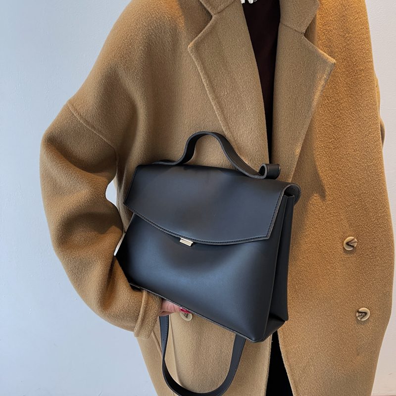 Bianco Small Crossbody-håndtaske I Læder Til Kvinder - Sort