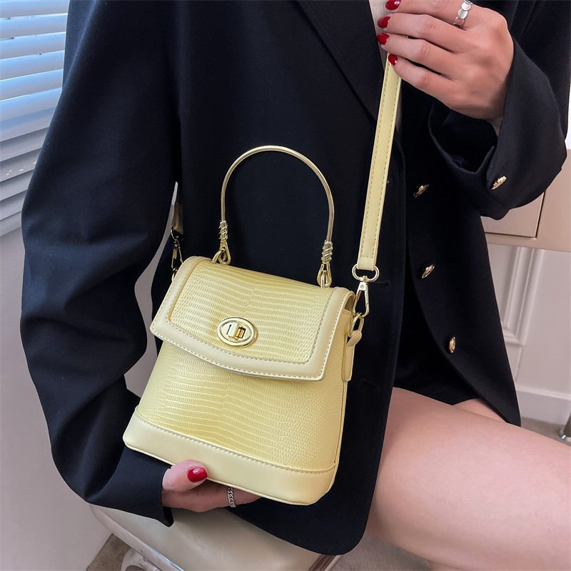 Caruso Mini Læder Crossbody Håndtaske Til Kvinder - Pink