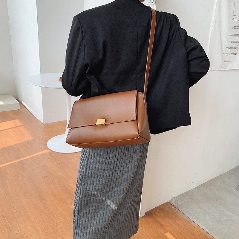 Ceci Ensfarvet Crossbody-håndtaske Til Kvinder - Sort