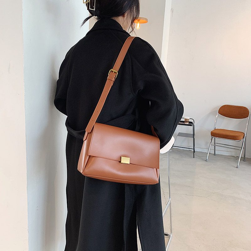 Ceci Ensfarvet Crossbody-håndtaske Til Kvinder - Sort