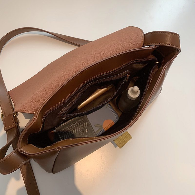 Ceci Ensfarvet Crossbody-håndtaske Til Kvinder - Sort