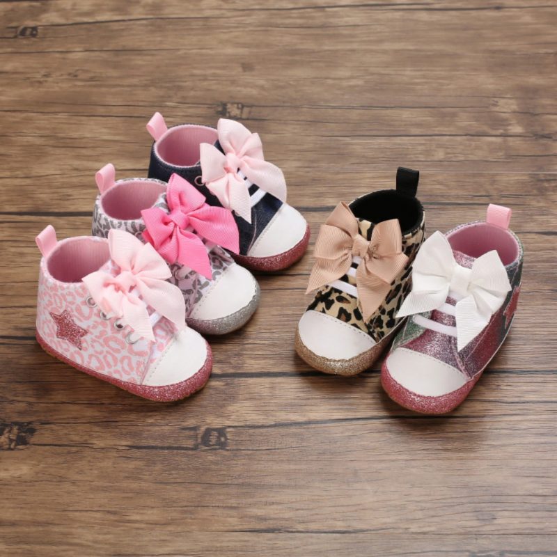 Celia Babypigers Afslappede Sneakers - Kaffe