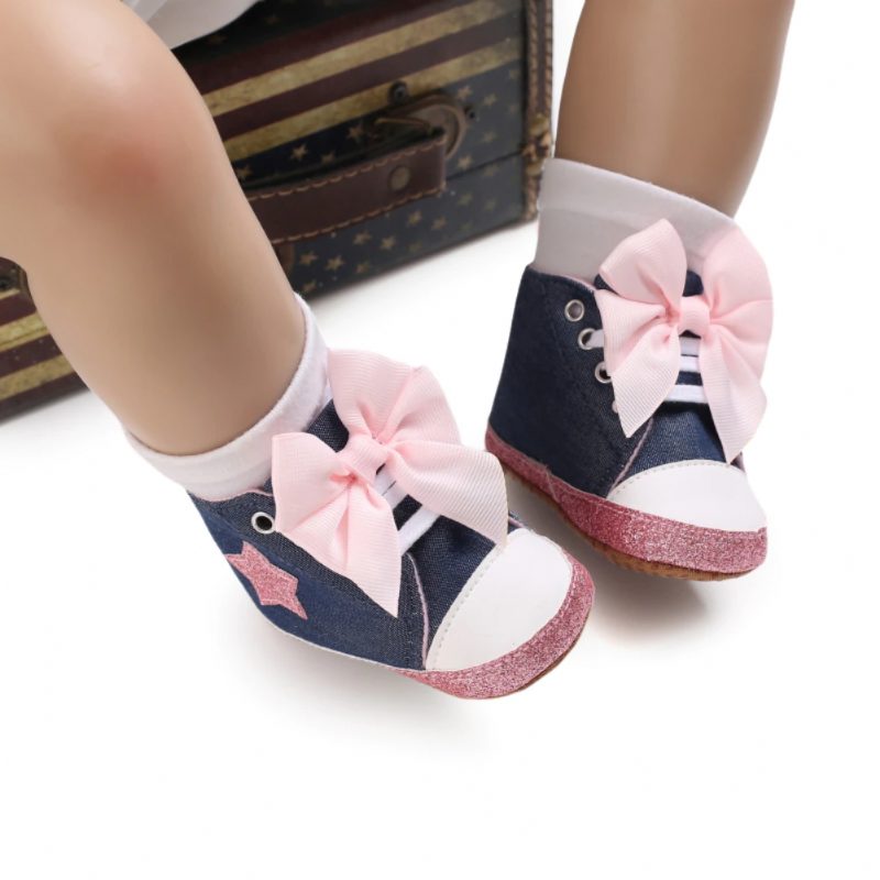 Celia Babypigers Afslappede Sneakers - Kaffe