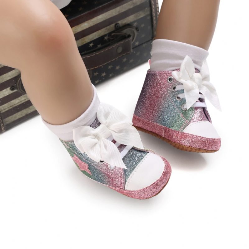 Celia Babypigers Afslappede Sneakers - Kaffe