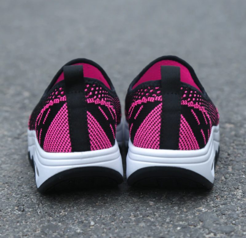 Chajaya Slip-on Åndbare Sko Til Kvinder - Sort Rosa