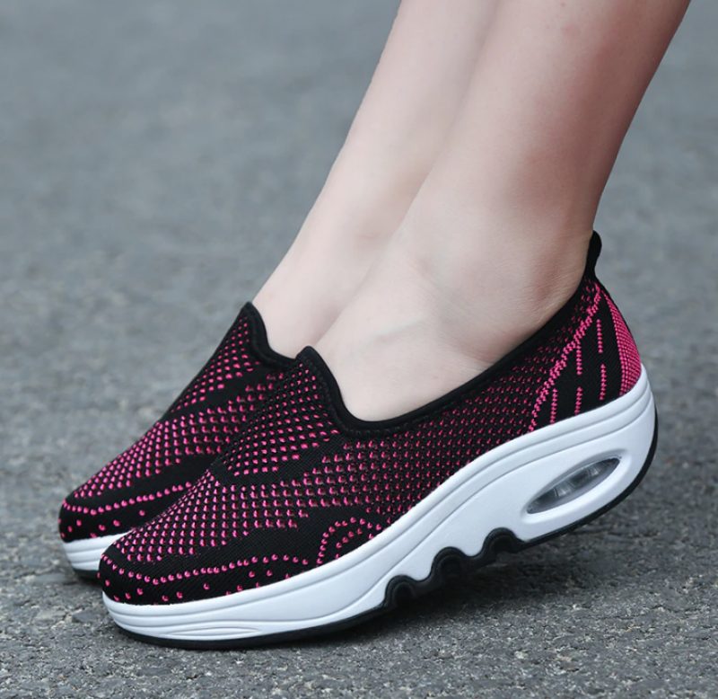 Chajaya Slip-on Åndbare Sko Til Kvinder - Sort Rosa