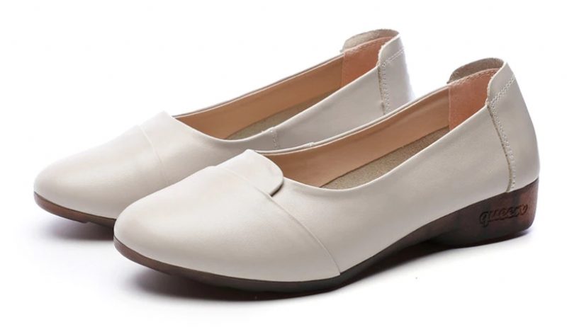 Cher Flade Læder Loafer Slip-on Sko Til Kvinder - Beige