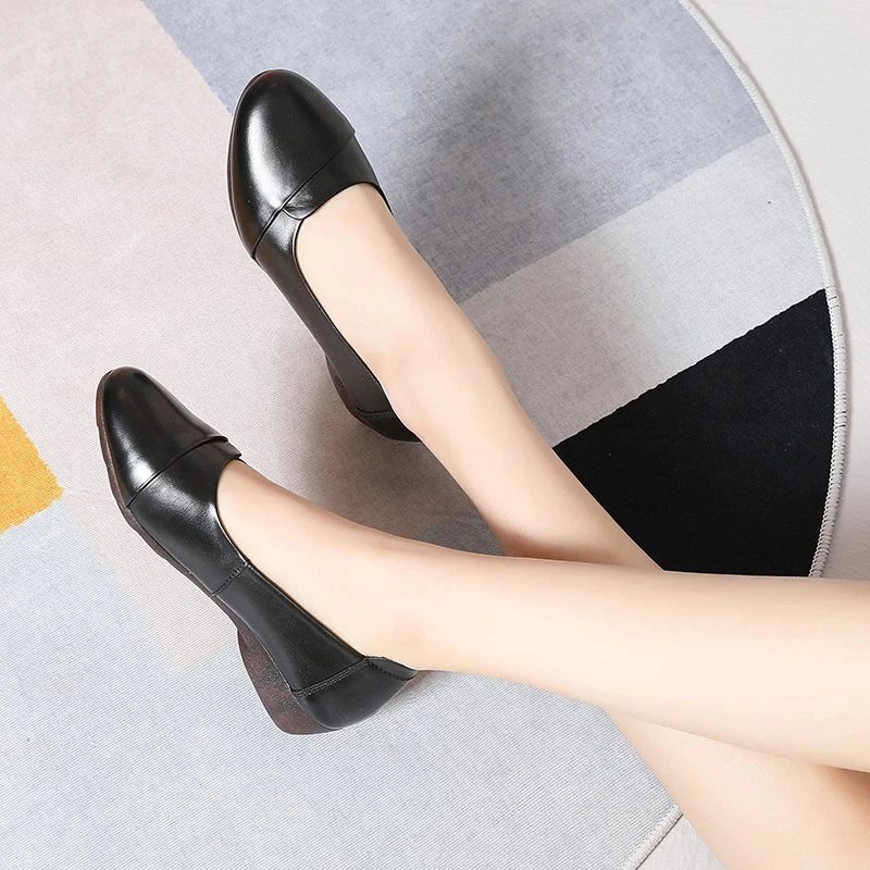 Cher Flade Læder Loafer Slip-on Sko Til Kvinder - Beige
