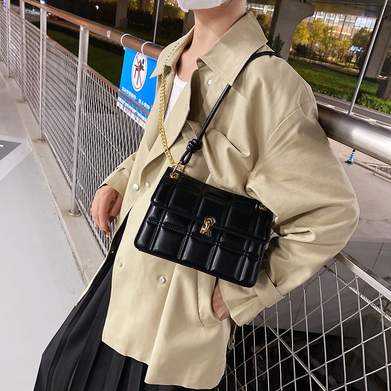 Colina Små Crossbody-tasker I Læder Til Kvinder - Sort