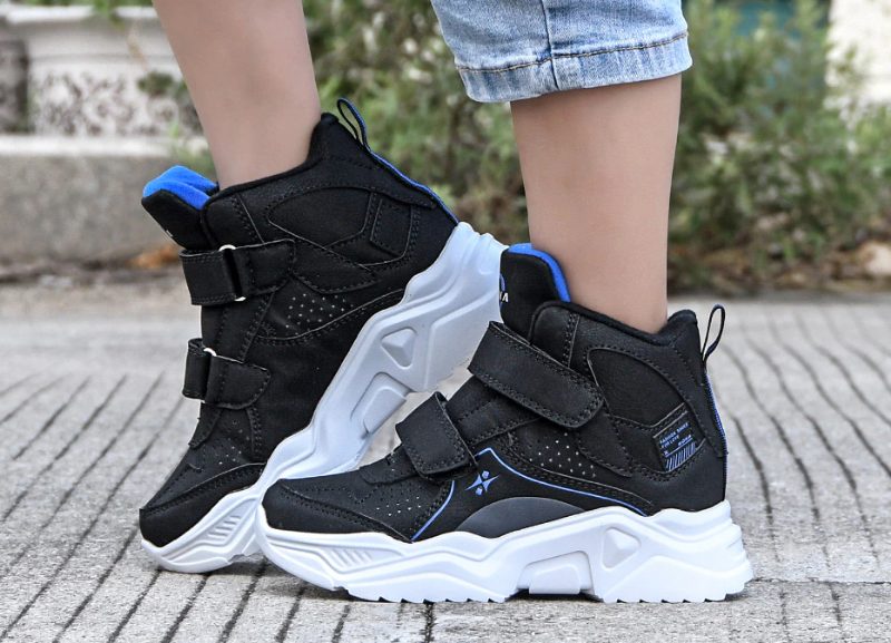 Cosgro Unisex Udendørs Sneaker Til Børn - Sort Pels