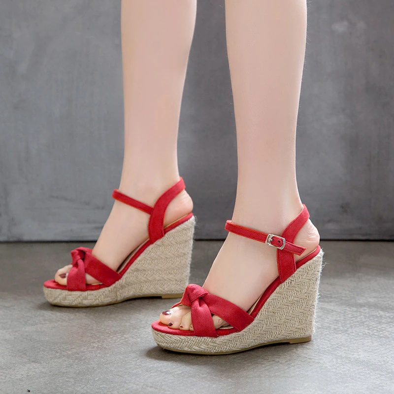 Creta Elegant Wedge Black Sandal Til Kvinder - Sort