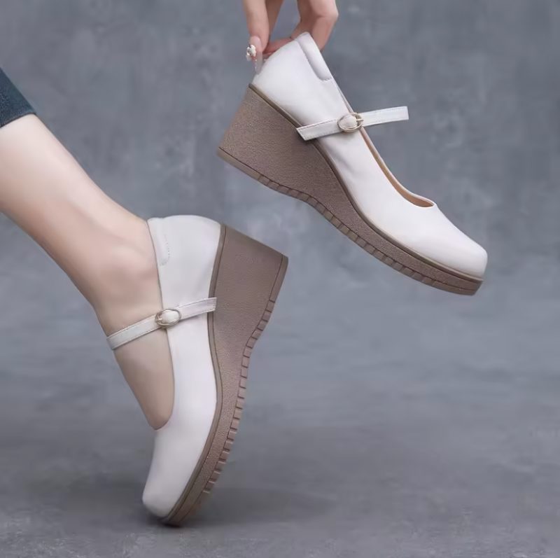 Elaine Dame Ankel Strap Wedges Pumps - Sort