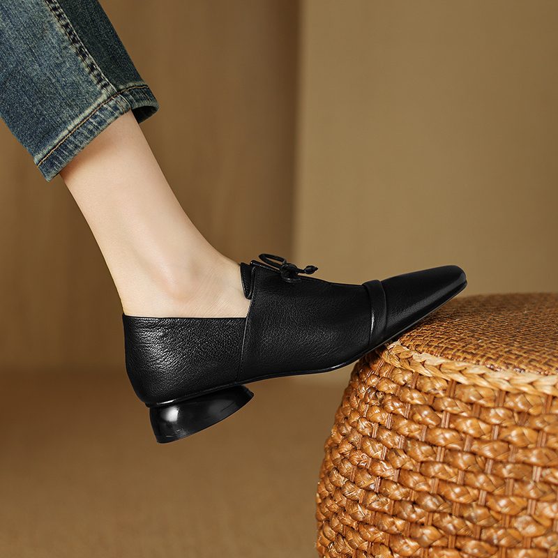 Elsi Kvinders Square Toe Loafers I Læder - Sort