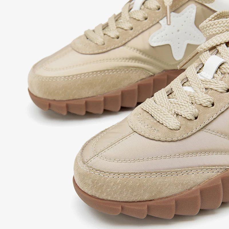 Gerda Sneaker Med Snøre Til Kvinder - Sort