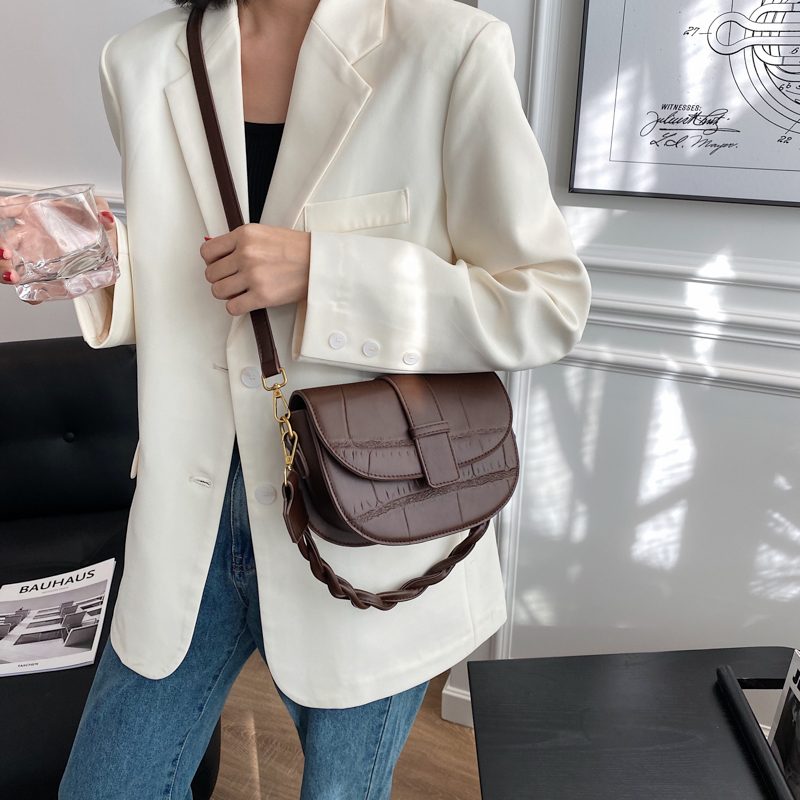 Gillen Small Crossbody-håndtaske I Læder Til Kvinder - Sort