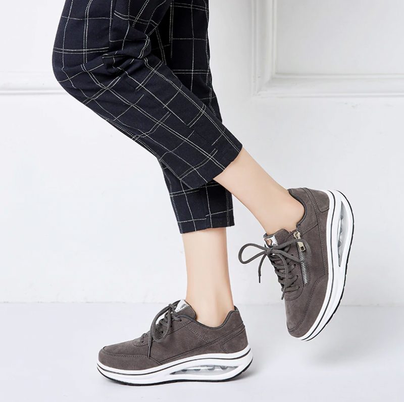 Gowalk Max Sneaker Dame Flad Med Platform Sko - Sort