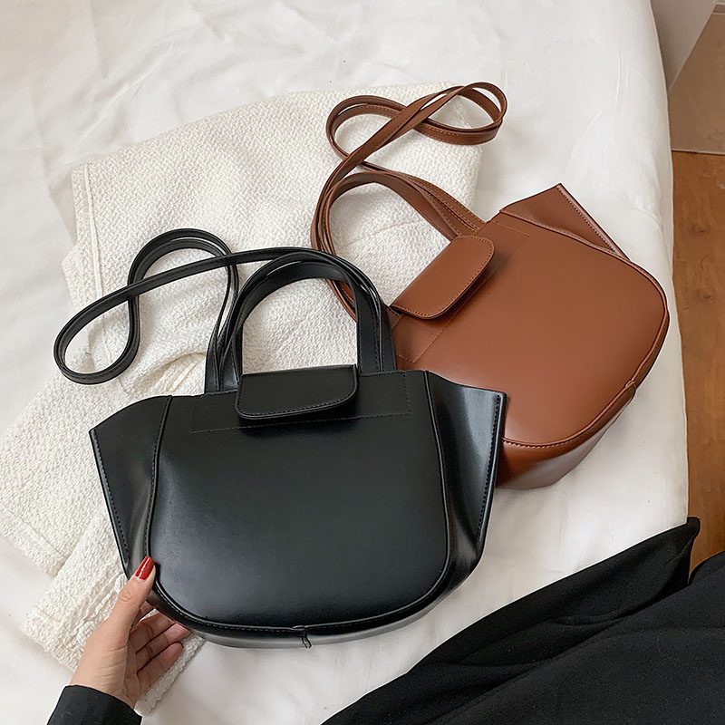 Karoli Dame Designer Kort Håndtag Læder Cross Shoulder Håndtaske - Sort