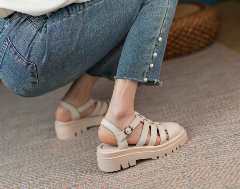 Kity Lædersandaler Med Rund Tå Til Kvinder - Beige