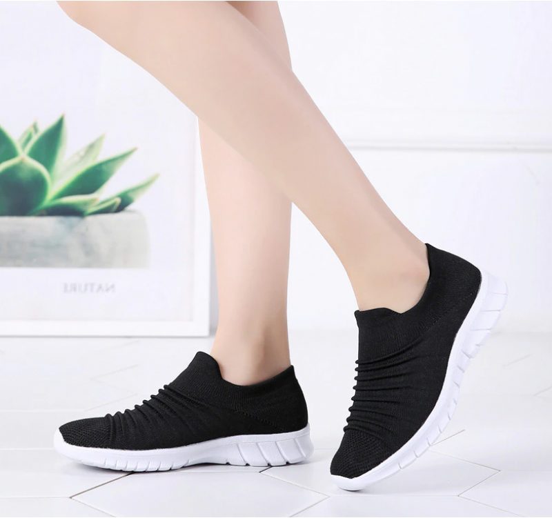 Lanet Dame Åndbare Komfortable Slip-on Loafers Sorte Sko - Sort