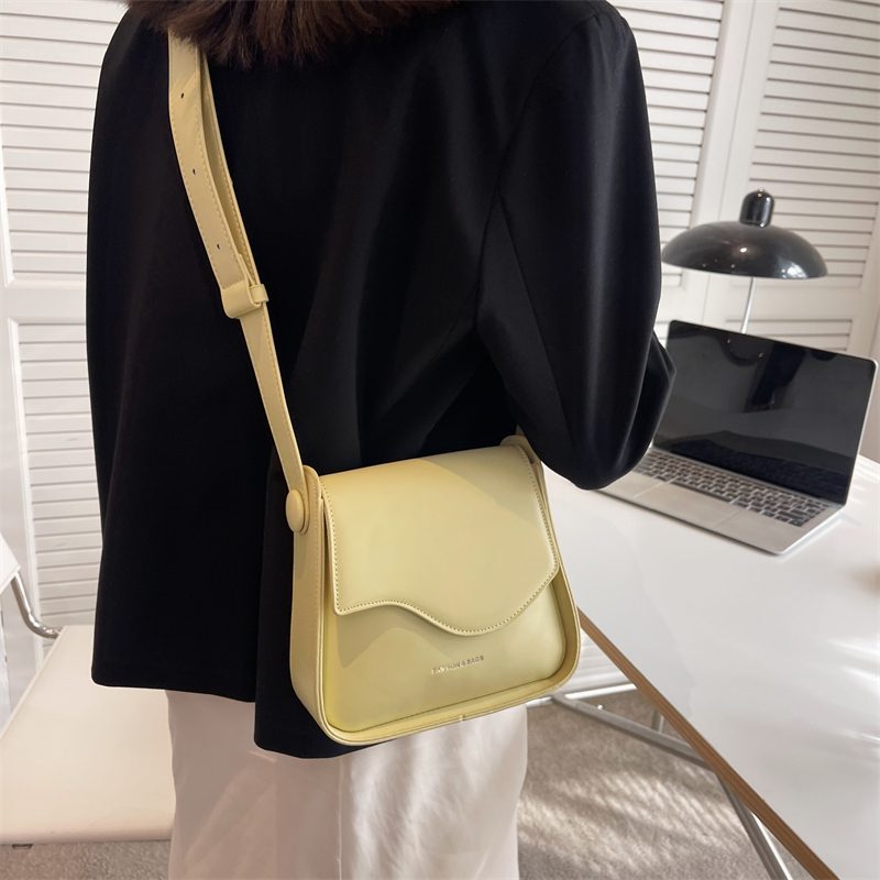 Latty Small Crossbody-håndtaske I Læder Til Kvinder - Grøn