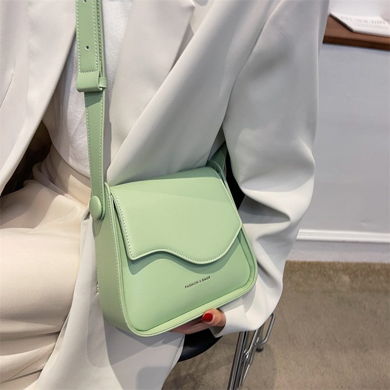 Latty Small Crossbody-håndtaske I Læder Til Kvinder - Grøn
