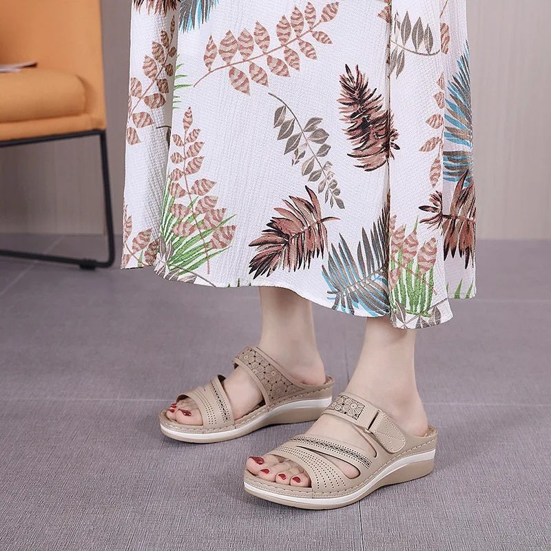 Laty Wedge Sandal - Pink