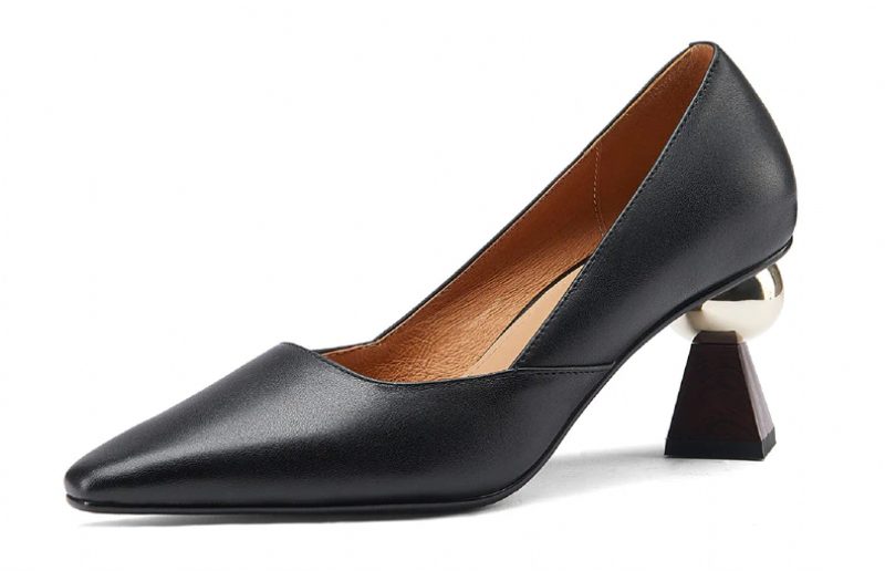 Leidy Klassiske Højhælede Pumps I Læder Til Kvinder - Beige