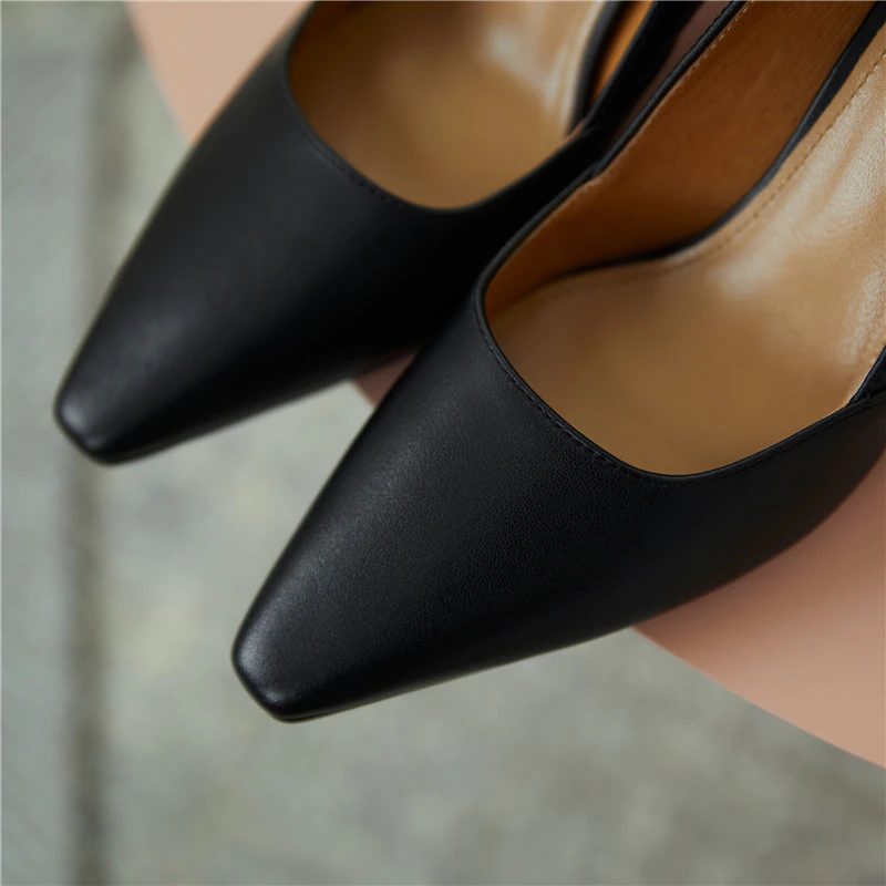 Leidy Klassiske Højhælede Pumps I Læder Til Kvinder - Beige