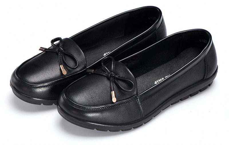 Lexie Slip-on Loafer Sko I Læder Til Kvinder - Sort