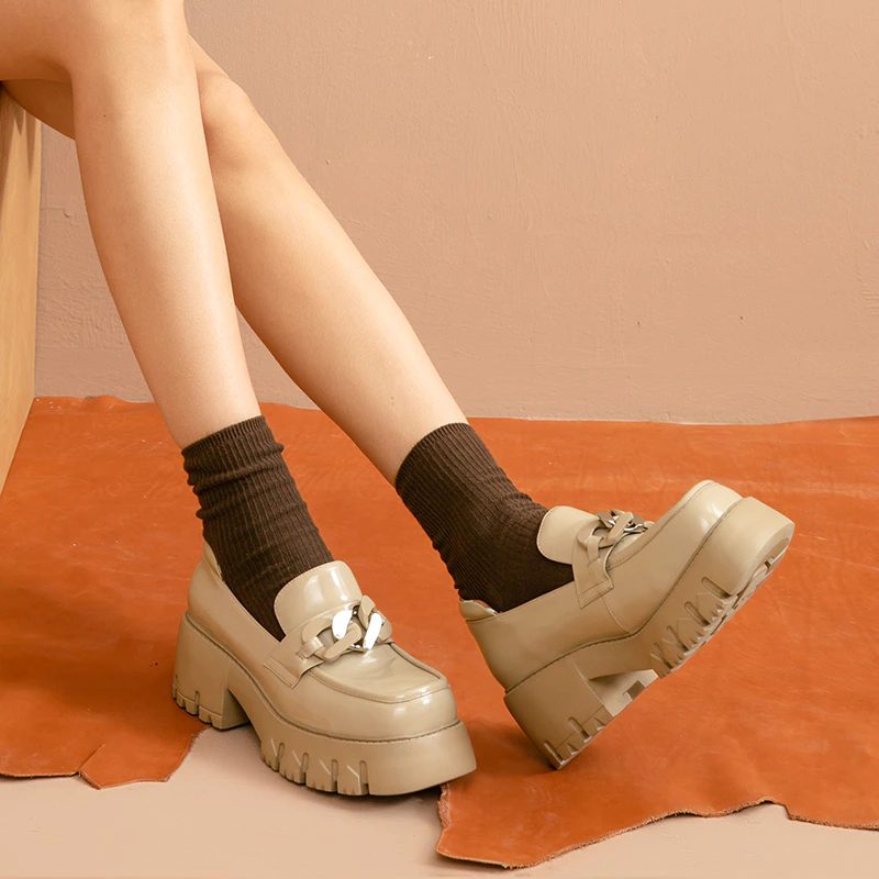 March Dame Platform Chain Loafer Sko - Abrikos
