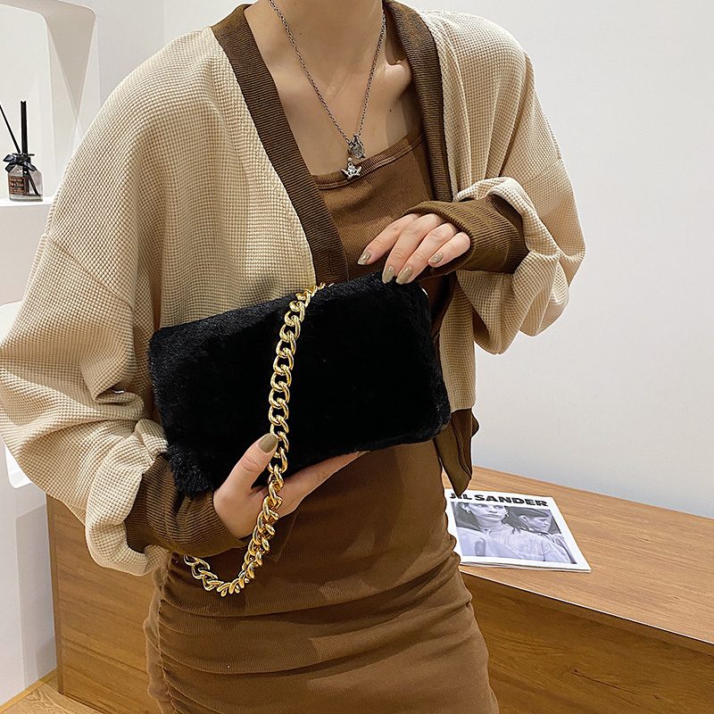 Mendez Small Crossbody-håndtaske Til Kvinder Med Klap - Sort