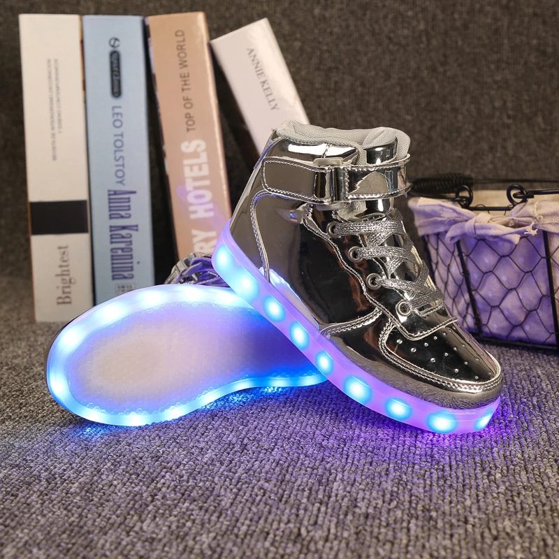 Momoa Unisex Børnesneaker Med Lys - Lilla