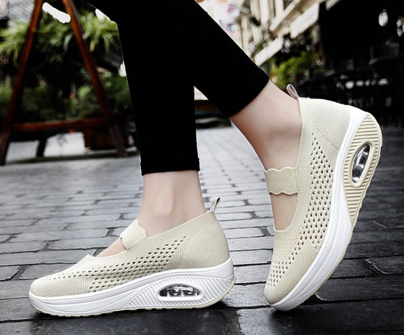 Ninoska Platform Slip-on Sorte Sko Til Kvinder - Sort