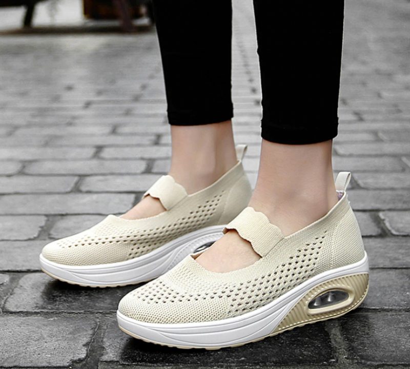 Ninoska Platform Slip-on Sorte Sko Til Kvinder - Sort