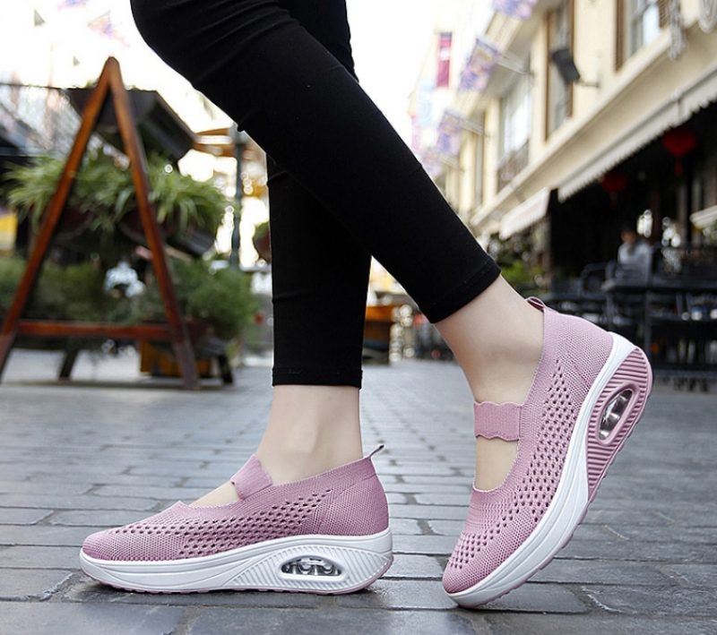 Ninoska Platform Slip-on Sorte Sko Til Kvinder - Sort