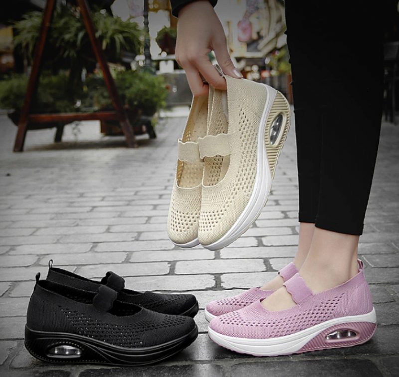 Ninoska Platform Slip-on Sorte Sko Til Kvinder - Sort