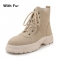 Beige med pels