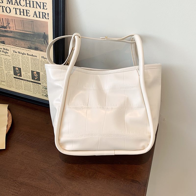 Peniche Crossbody-håndtaske I Læder Til Kvinder - Sort