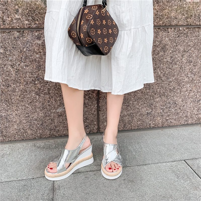 Peniche Elegant Wedge Sandal Til Kvinder - Sølv