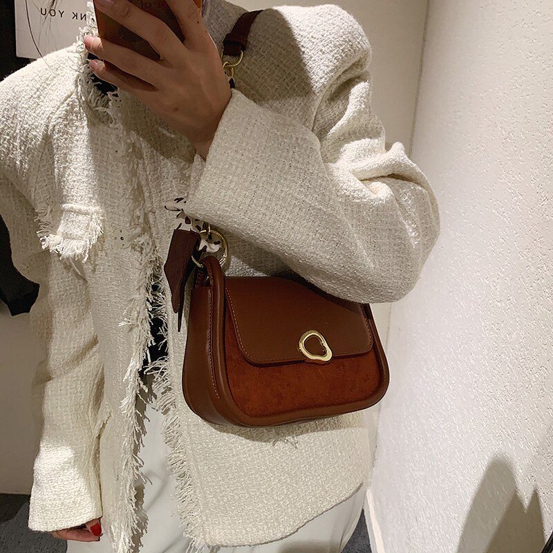 Pinino Small Crossbody-håndtaske I Læder Til Kvinder - Brun