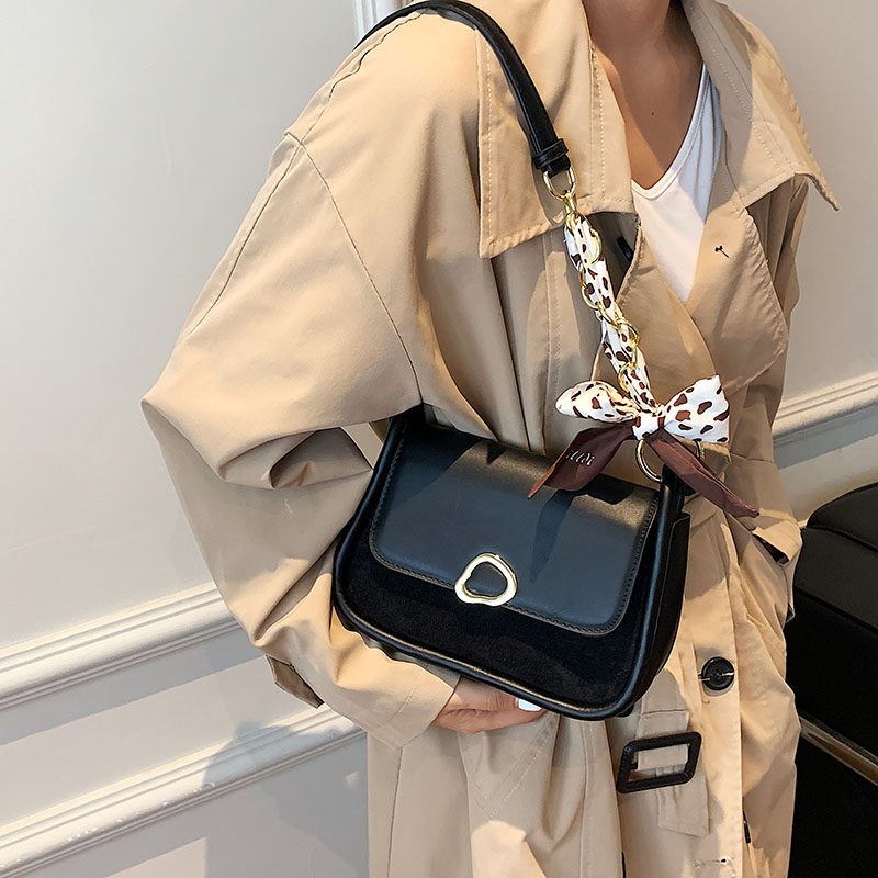 Pinino Small Crossbody-håndtaske I Læder Til Kvinder - Brun